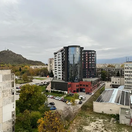 One-bedroom Next To Mall With Free Street Parking By Flat Manаger * Plowdiw
